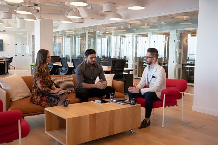 تأسيس شركة في المنطقة الحرة بدبي
